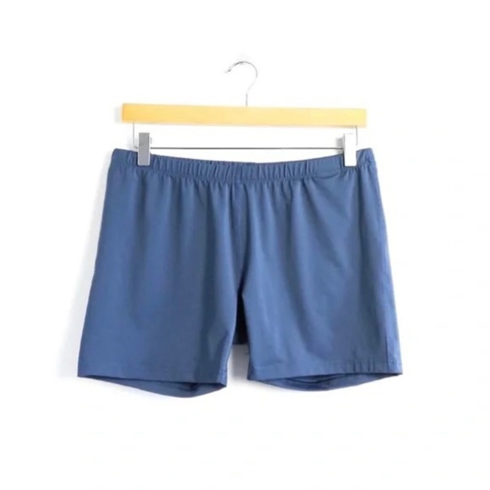 NWOT Adidas women’s shorts dusty blue M gym sport activewear workout slim fit